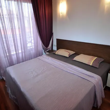 Aspen 2 Aparthotel *